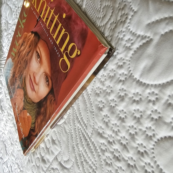 Weekend Knitting Book by Melanie Falick - Picture 12 of 16